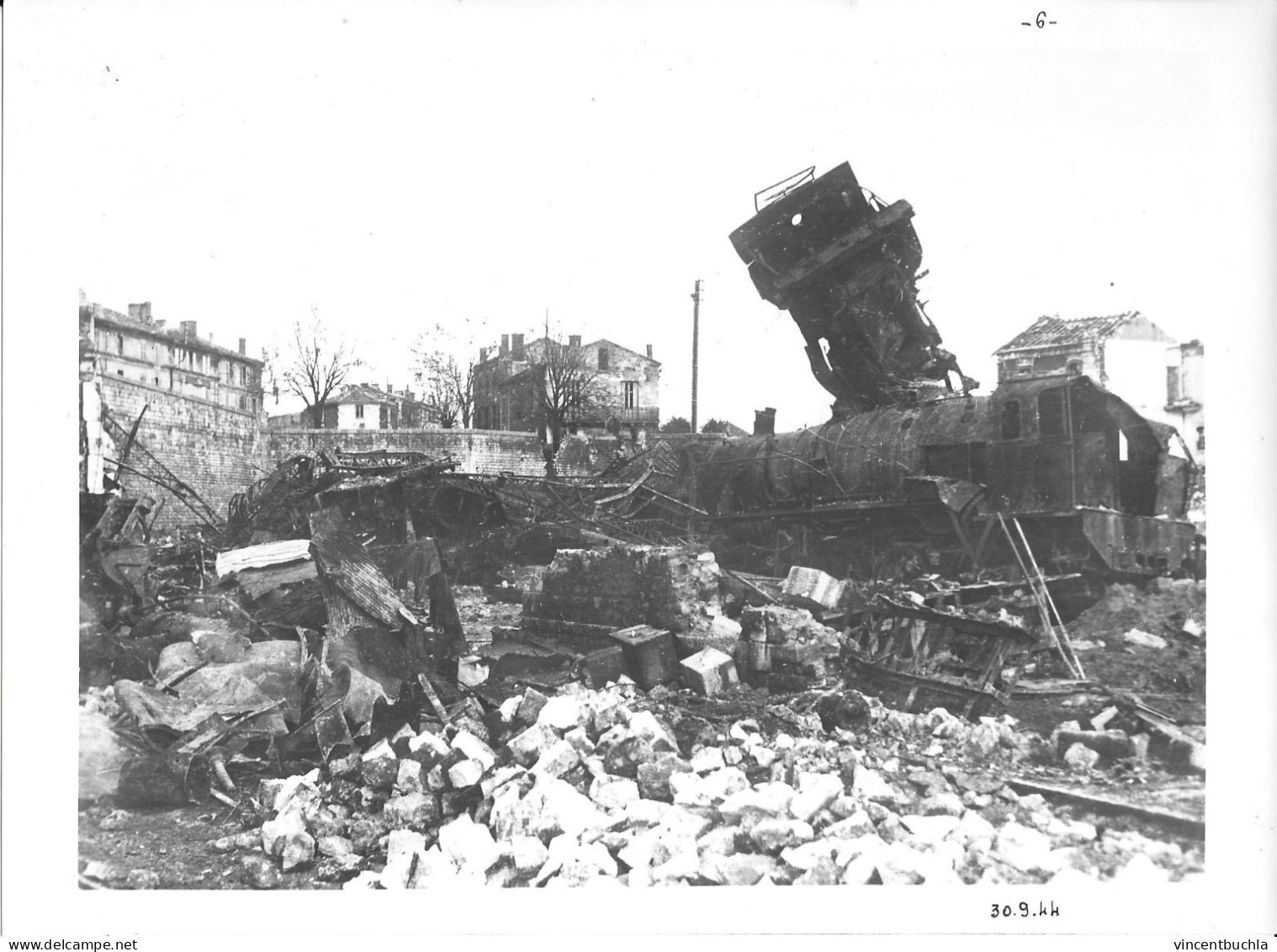 Photo Exploitation SNCF Gare D'Angoulème 30 09 1944 Après Destruction Seconde Guerre Mondiale - Trenes