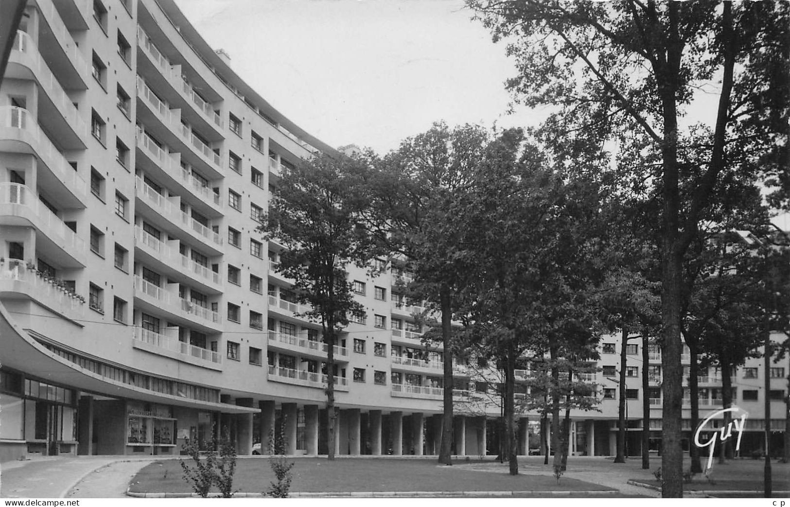 Chatenay  Malabry - Butte Rouge   - LSquare Henri Sellier - Immeuble La Demi Lune  -  CPSM °J - Chatenay Malabry