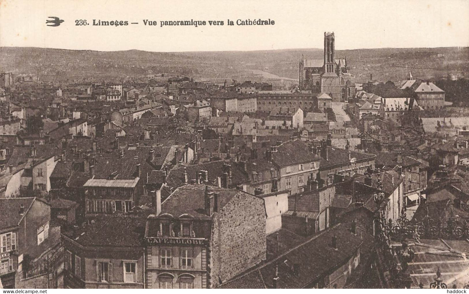 LIMOGES : VUE PANORAMIQUE VERS LA CATHEDRALE - Limoges