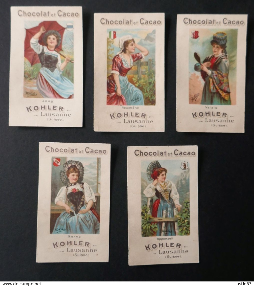 Lot 15 Chromos Chocolat Kohler Lausanne Habits Traditionnels Régions De Suisse Papier Fin Décollé D'un Album De Chromos - Other & Unclassified