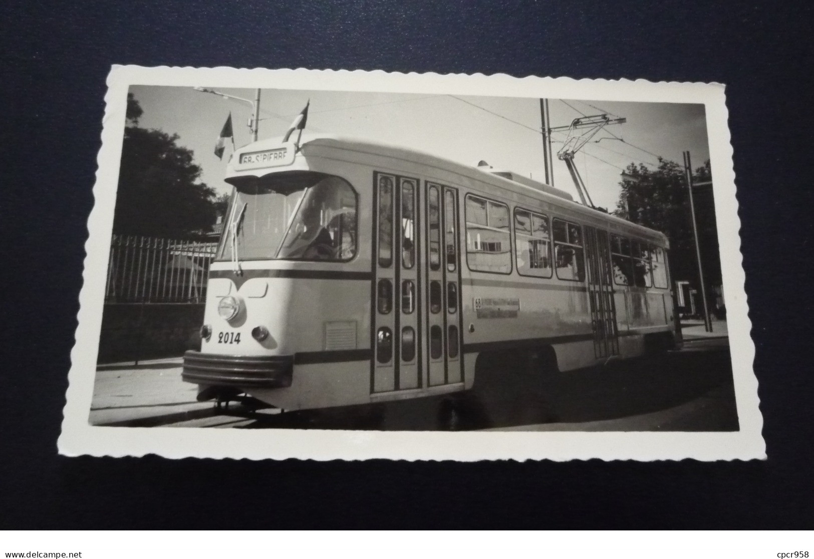 204064 . Photographie Du Tramway (14x9 Cm),68 St Pierre Marseille ?.1950 Environs - Eisenbahnen