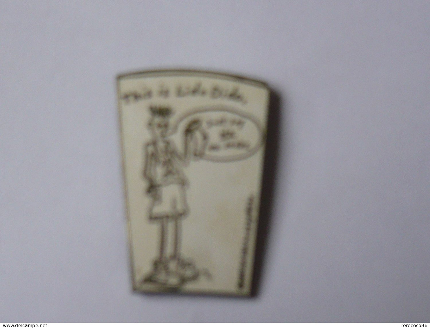 Pins PERSONNAGE PUBLICITAIRE CREE PAR JOANNA FERRONE ET SUE ROSE 3,4 CM - Celebrities