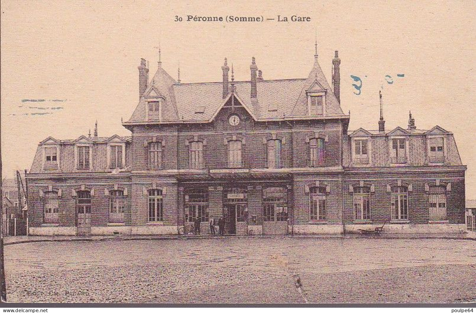 La Gare : Vue Extérieure - Peronne