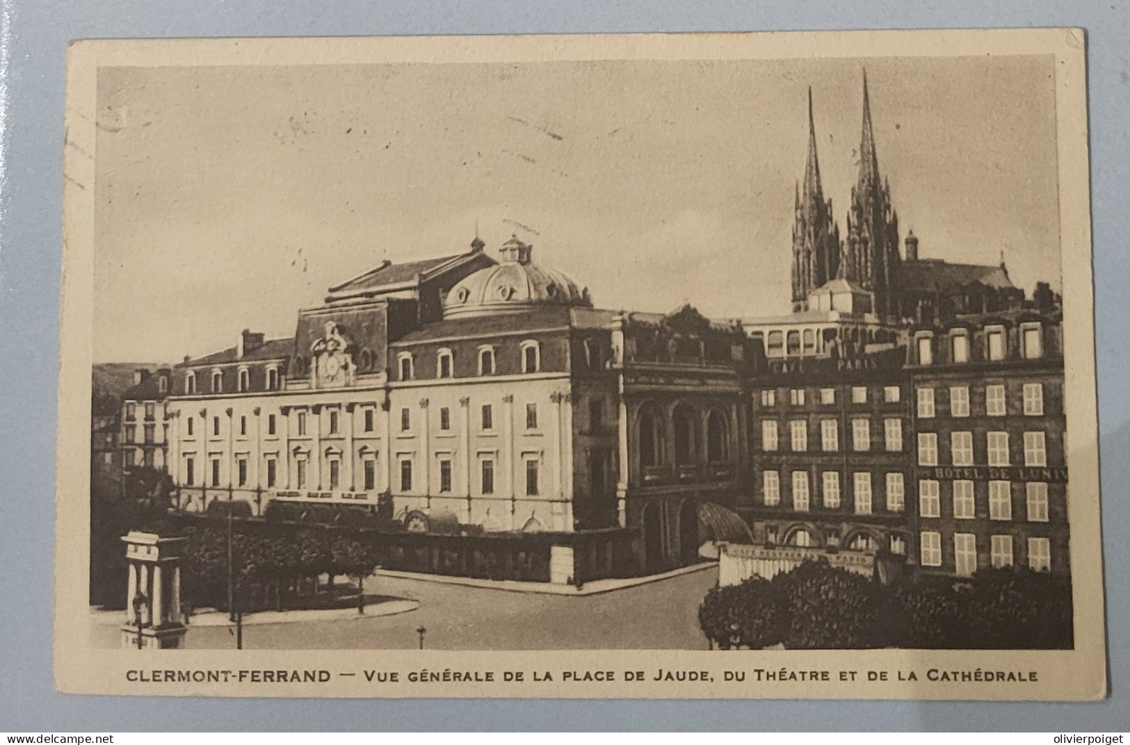 DPT 63 - Clermont-Ferrant -Vue Générale De La Place De Jaude , Du Théâtre Et De La Cathédrale - Unclassified