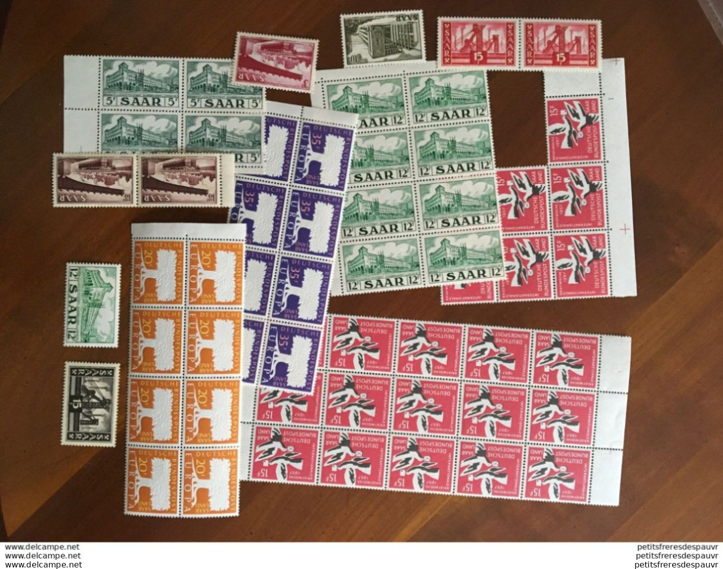 SAAR - Enorme Vrac Neufs Et Oblitérés - Huge Stock Of Used & MH Stamps - Briefmarkenmasse - Oblitérés