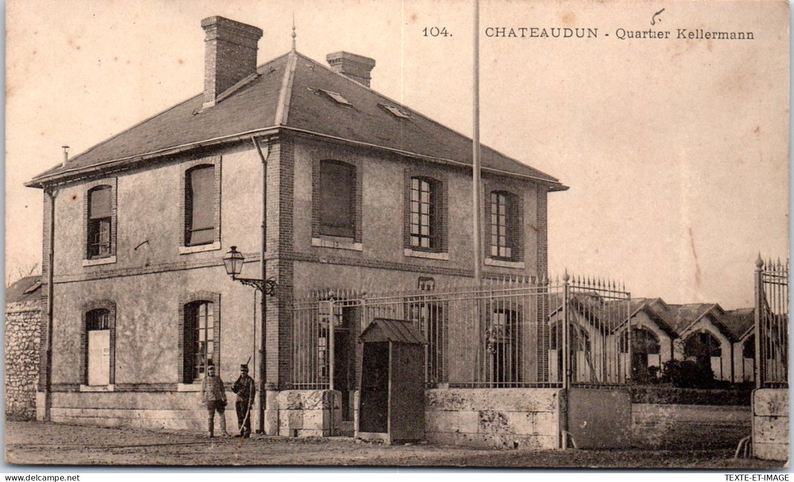 28 CHATEAUDUN - Le Quartier Kellermann  - Chateaudun