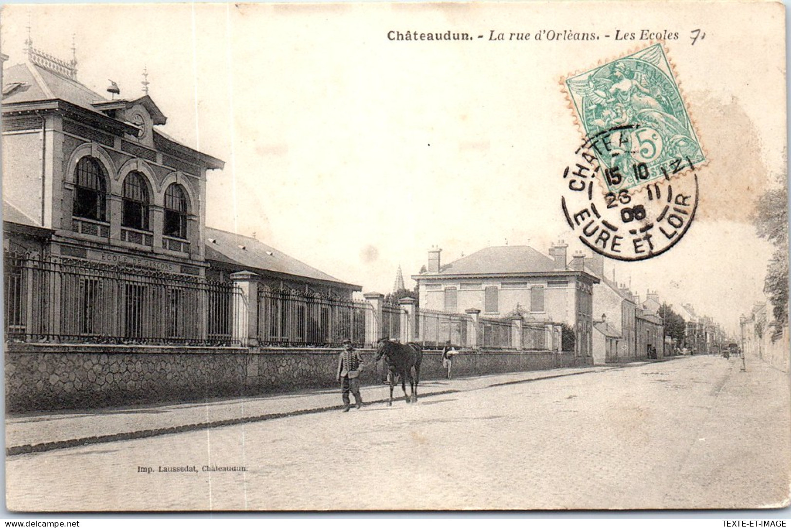 28 CHATEAUDUN -- La Rue D'orleans - Les Ecoles -  - Chateaudun