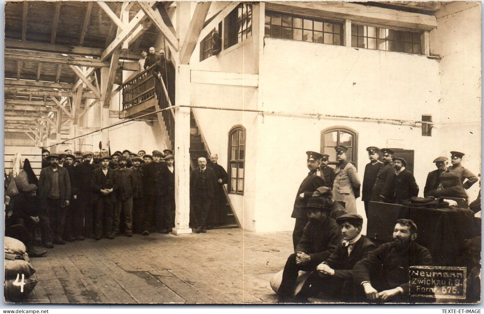 MILITARIA - 14-18  PHOTO ZWICKAU - Prisonniers Francais, Interieur D'une Baraque  - War 1914-18