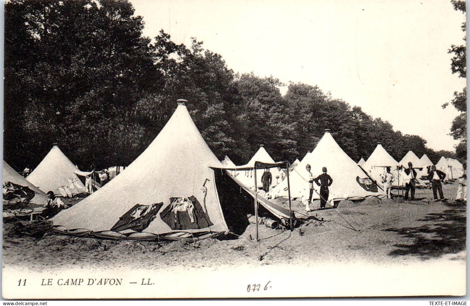 77 AVON - Le Camp Militaire. - Avon