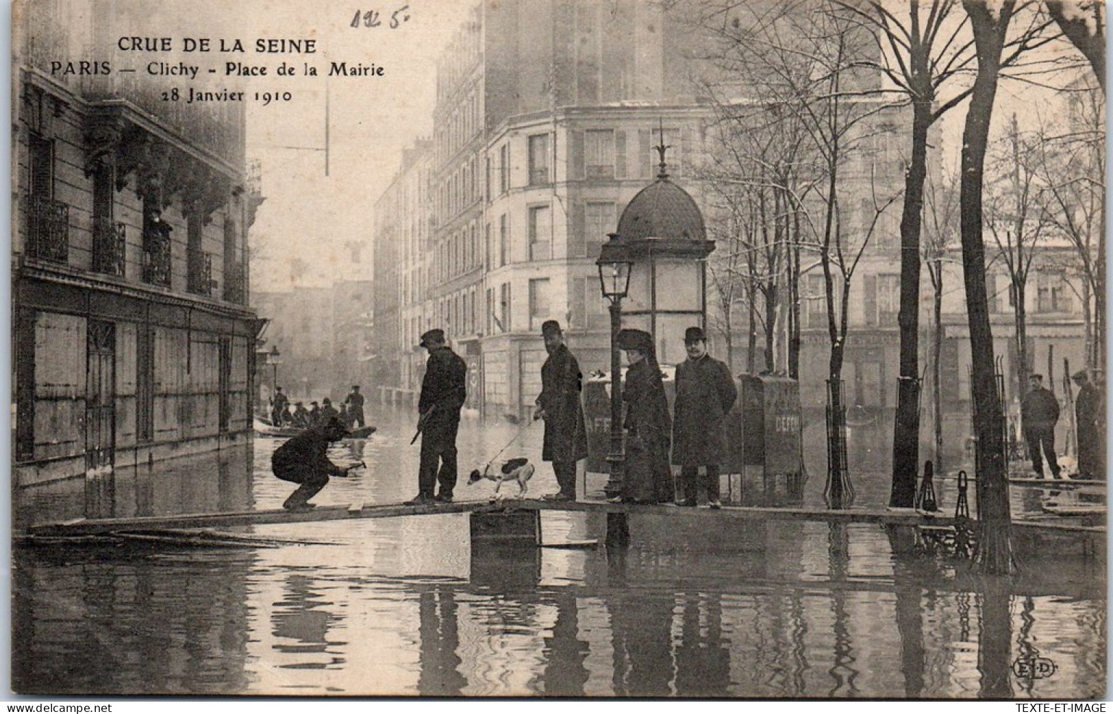 92 CLICHY - La Place De La Mairie Pendant La Crue De 1910 - Clichy