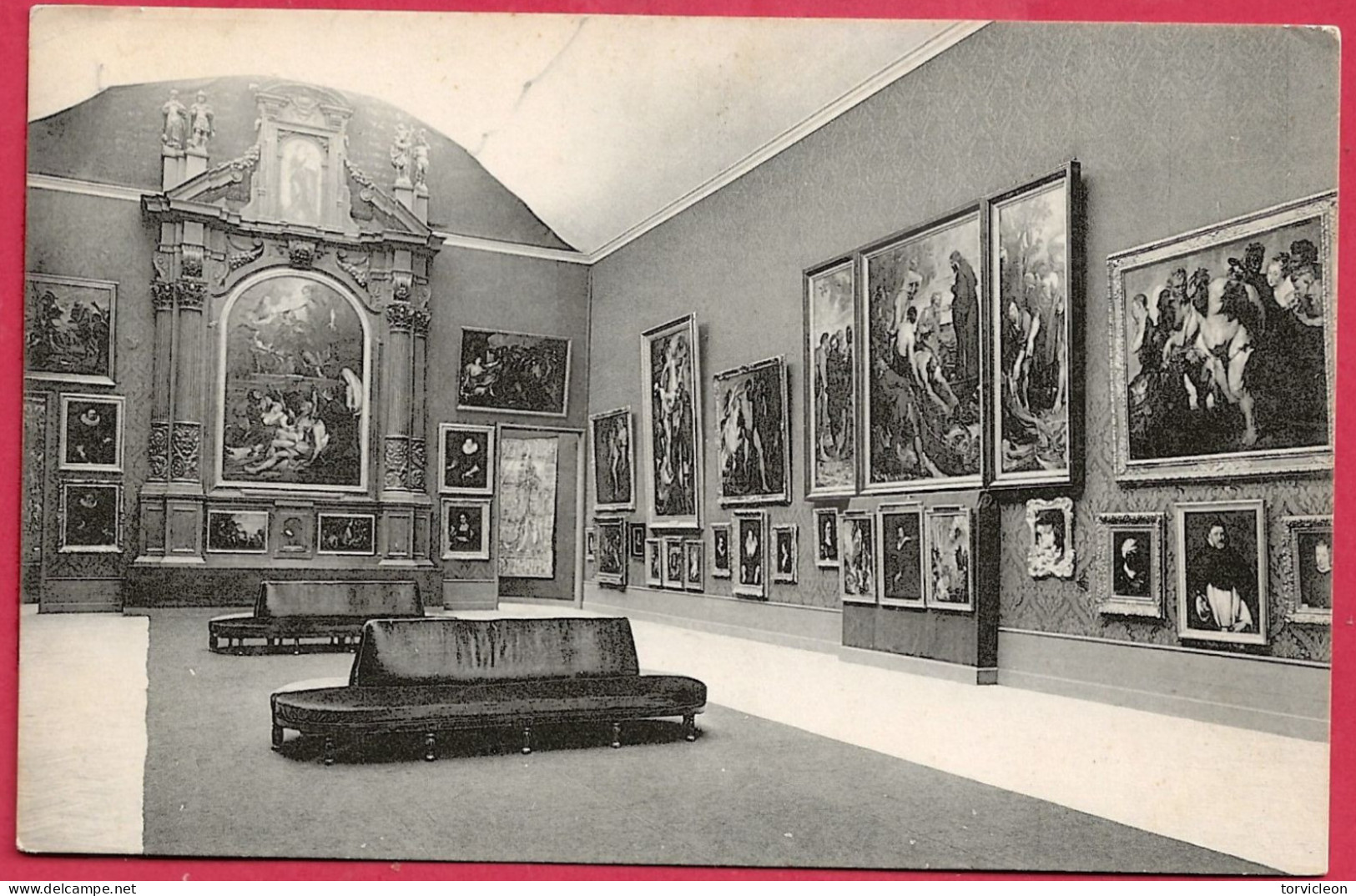 C.P. Bruxelles = Parc  Du  Cinquantenaire  :  Exposition D' Art Ancien Le XVlle S. 1910 : La Grande Salle  Rubens - Bruxelles (Città)