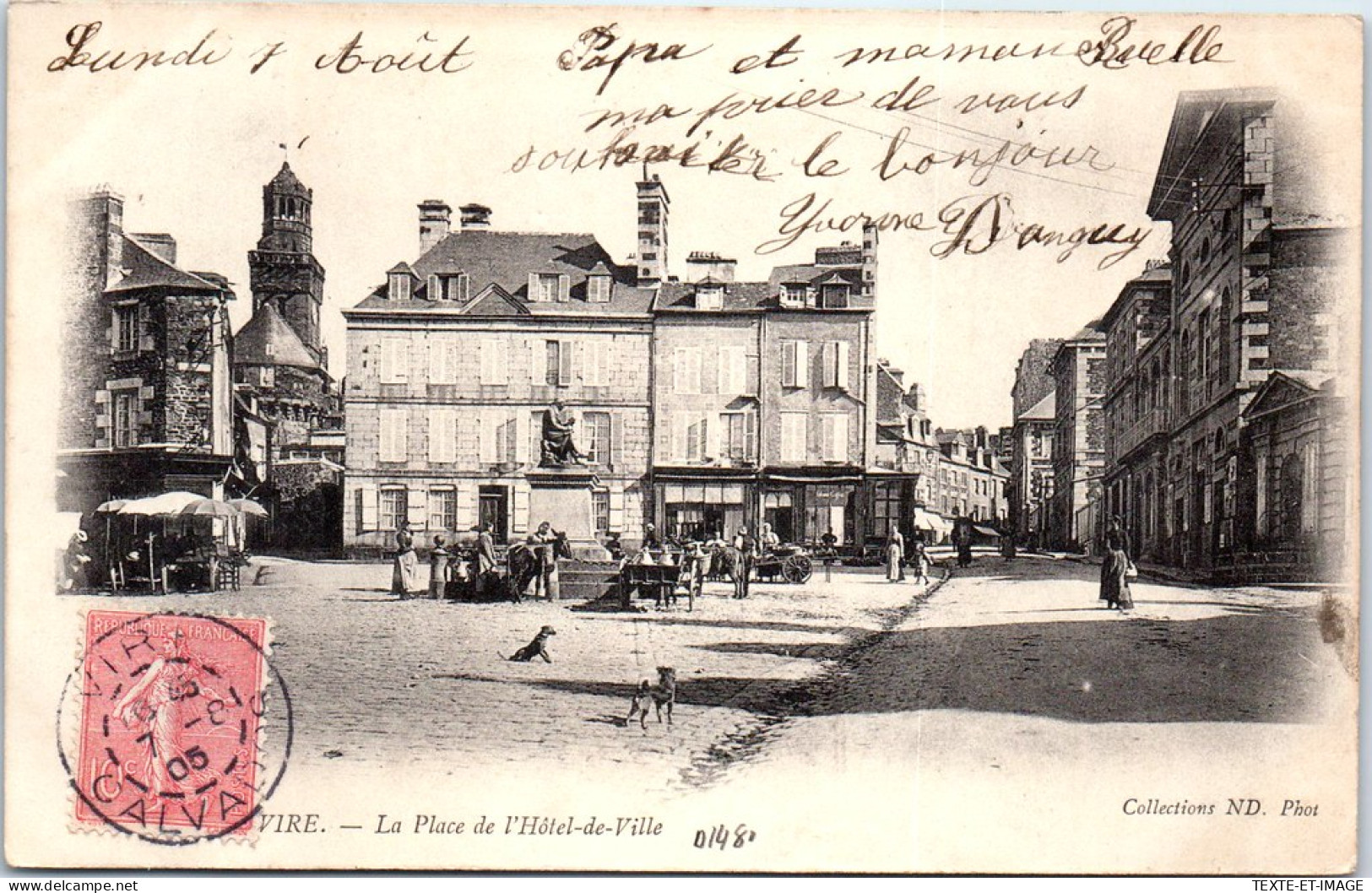 14 VIRE - La Place De L'hotel De Ville. - Vire