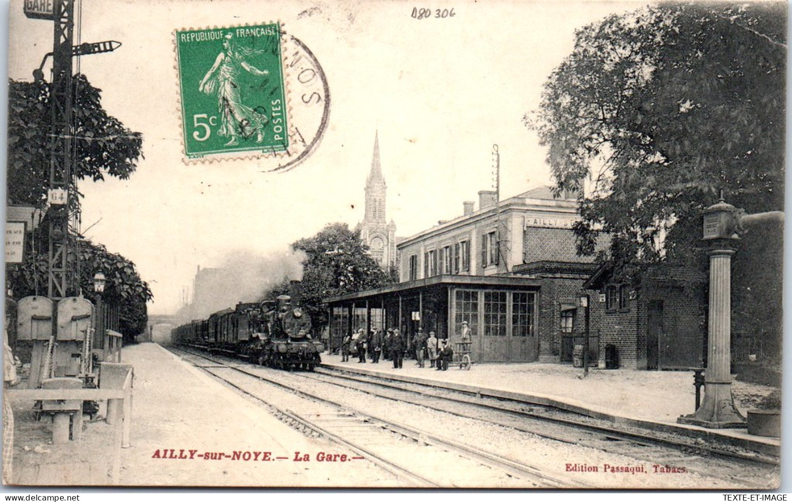 80 AILLY SUR NOYE - Arrivee D'un Train Gare. - Ailly Sur Noye