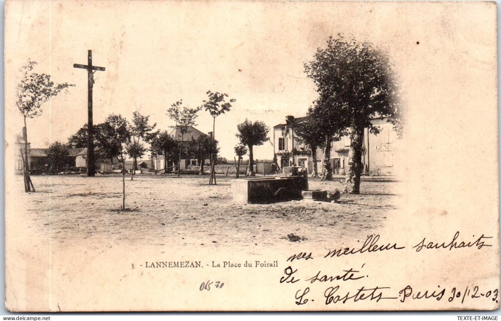 65 LANNEMEZAN - La Place Du Foirail. - Lannemezan