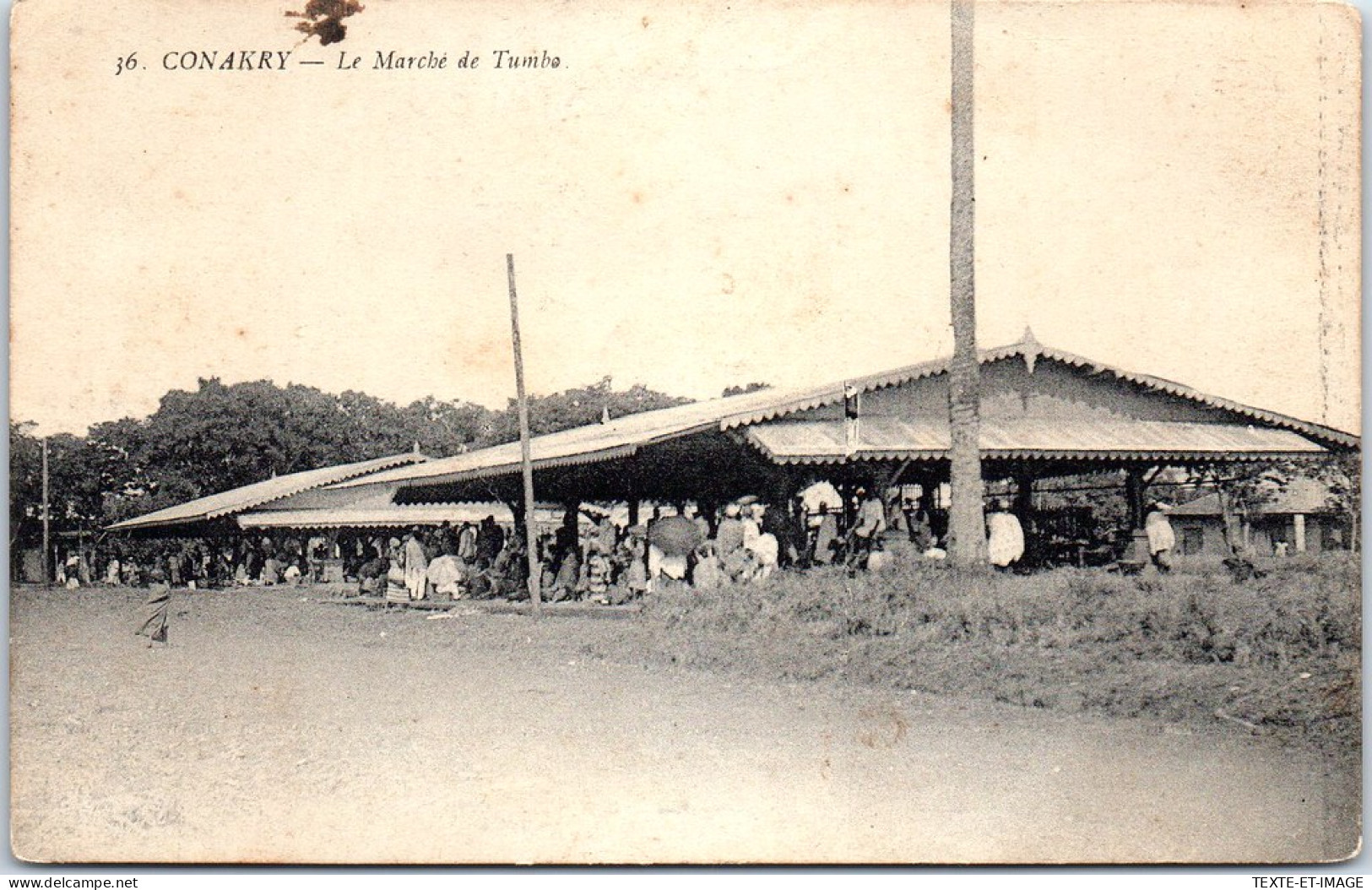 GUINEE - CONAKRY - Le Marche De Tumbo. - Guinée