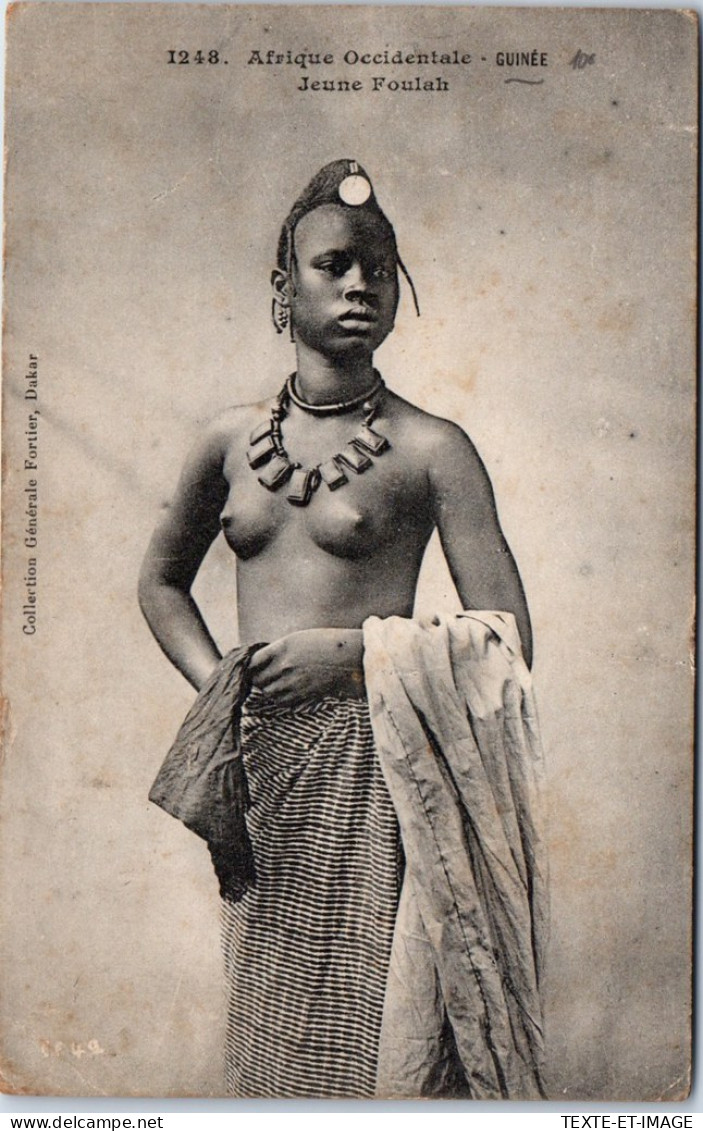 GUINEE - Une Jeune Femme Foulah  - Guinea