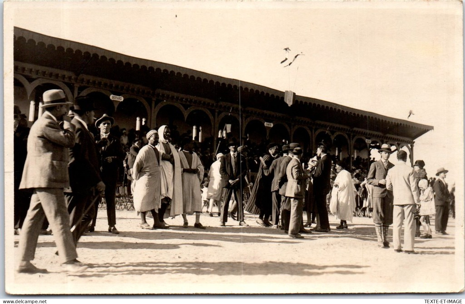 TUNISIE - SFAX - CARTE PHOTO - Les Courses 06 Nov 1927 - Tunisie