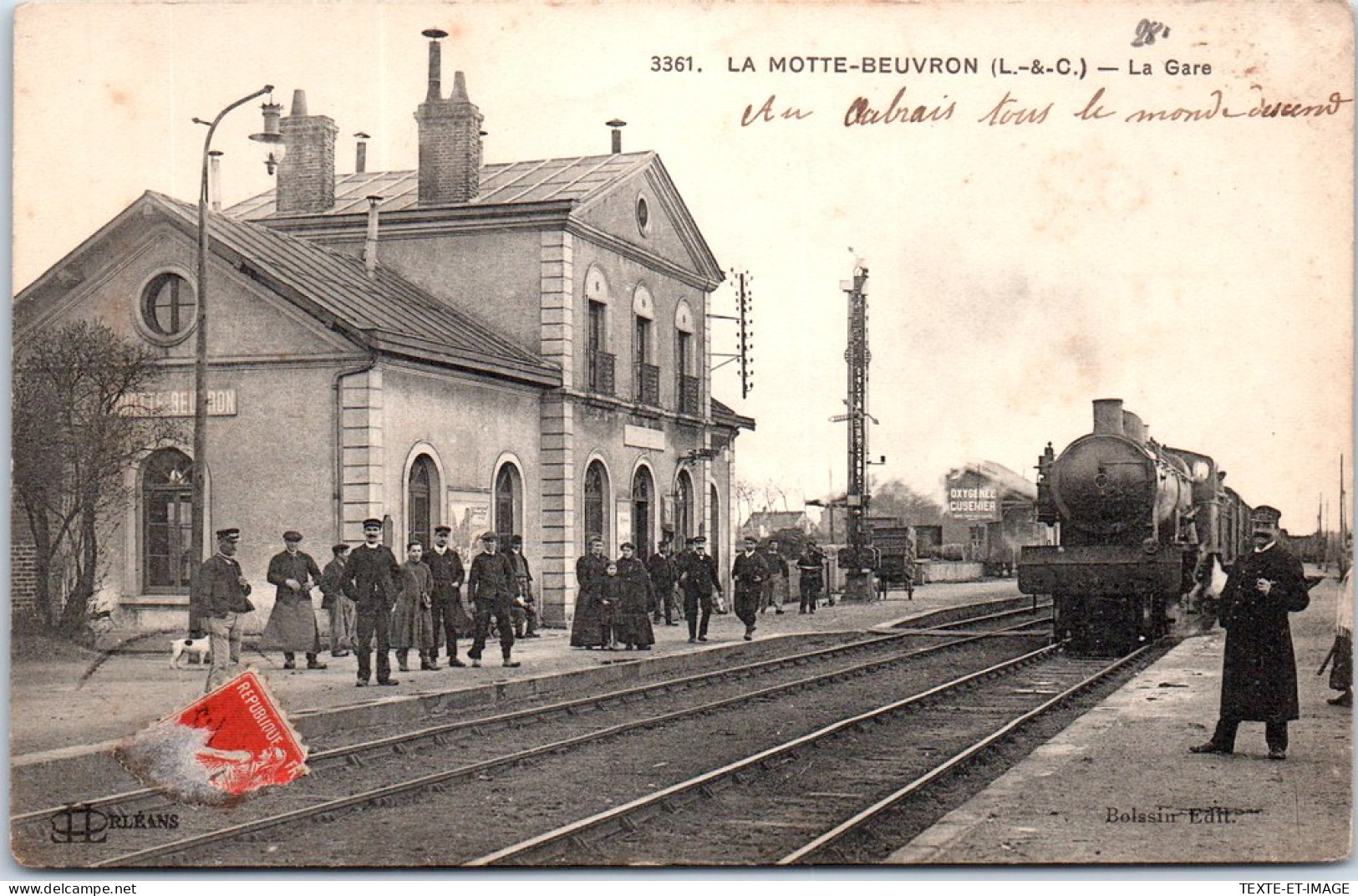 41 LAMOTTE BEUVRON - La Gare, Arrivee D'un Train.  - Lamotte Beuvron