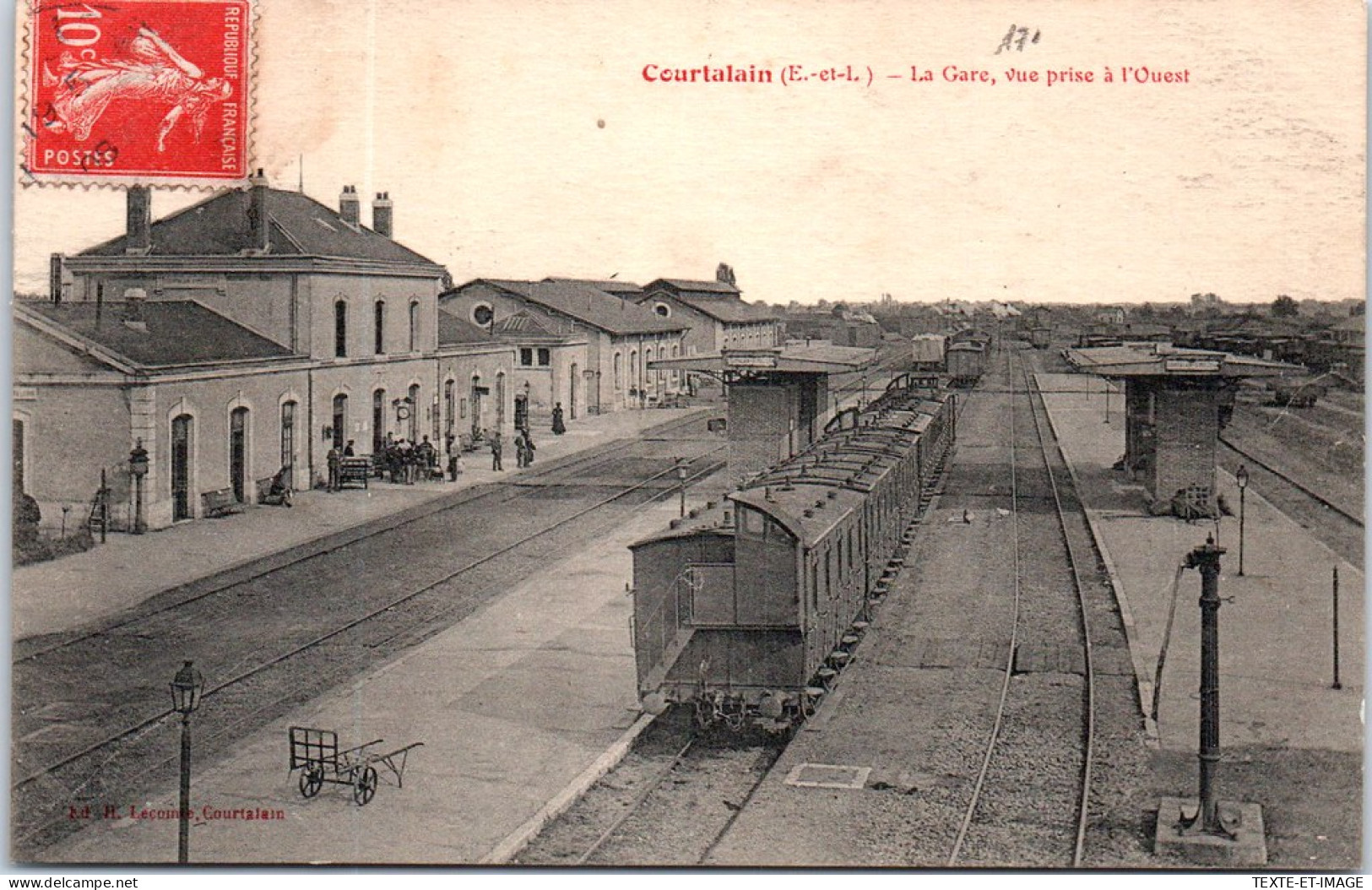 28 COURTALAIN - La Gare, Vue Prise A L'ouest. - Courtalain