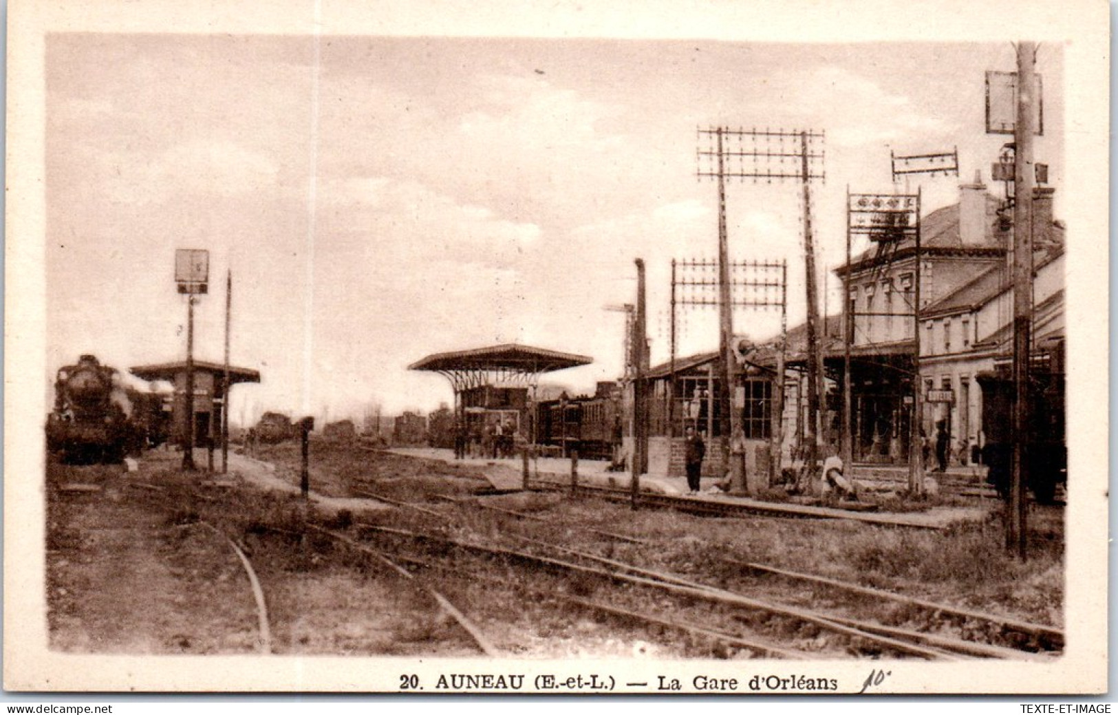 28 AUNEAU - La Gare D'orleans  - Auneau