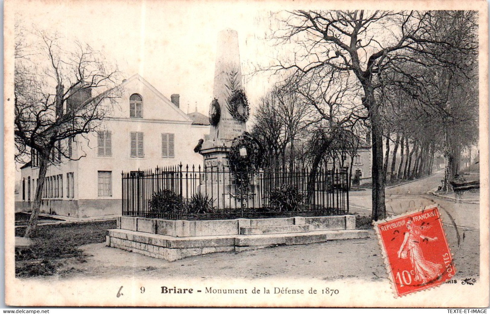45 BRIARE - Monument De La Defense De 1870  - Briare