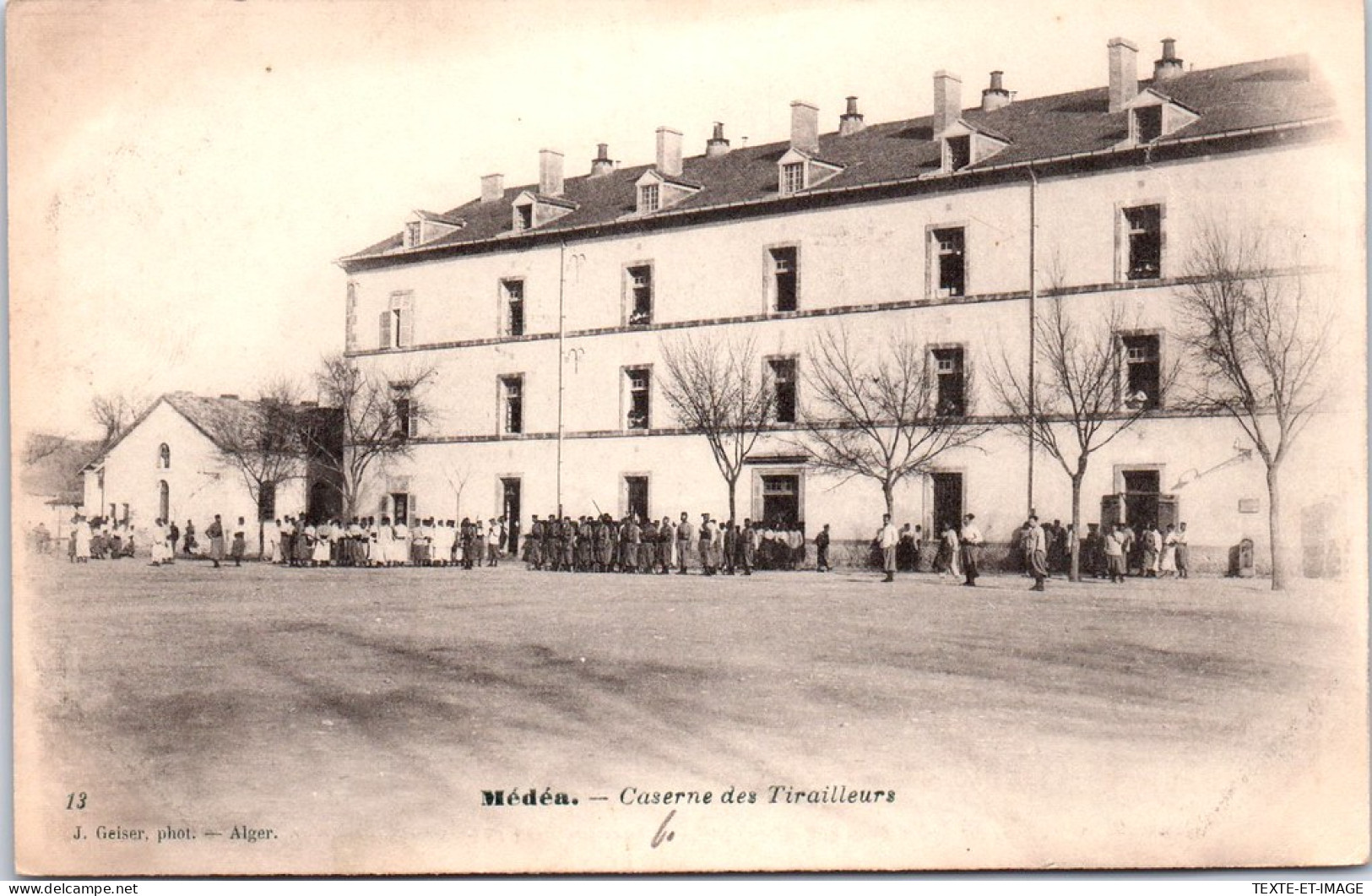 ALGERIE - MEDEA - La Caserne Des Tirailleurs. - Médéa