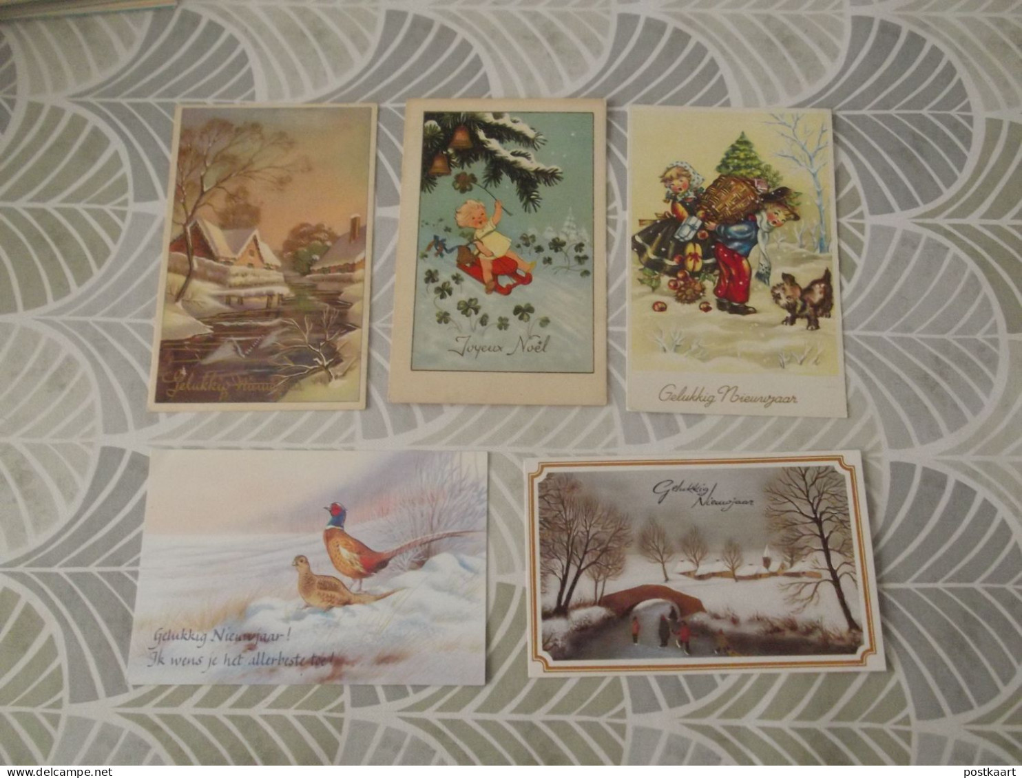 LOT Van 100 Postkaarten Kerst En Nieuwjaar - Verzamelingen & Kavels