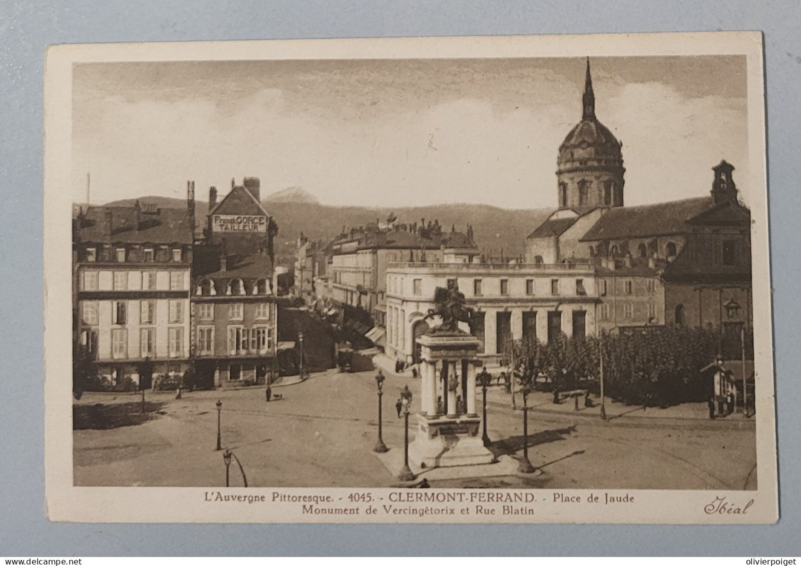 DPT 63 - Clermont-Ferrant - Place De Jaude Et Statue De Vercingétorix - Zonder Classificatie