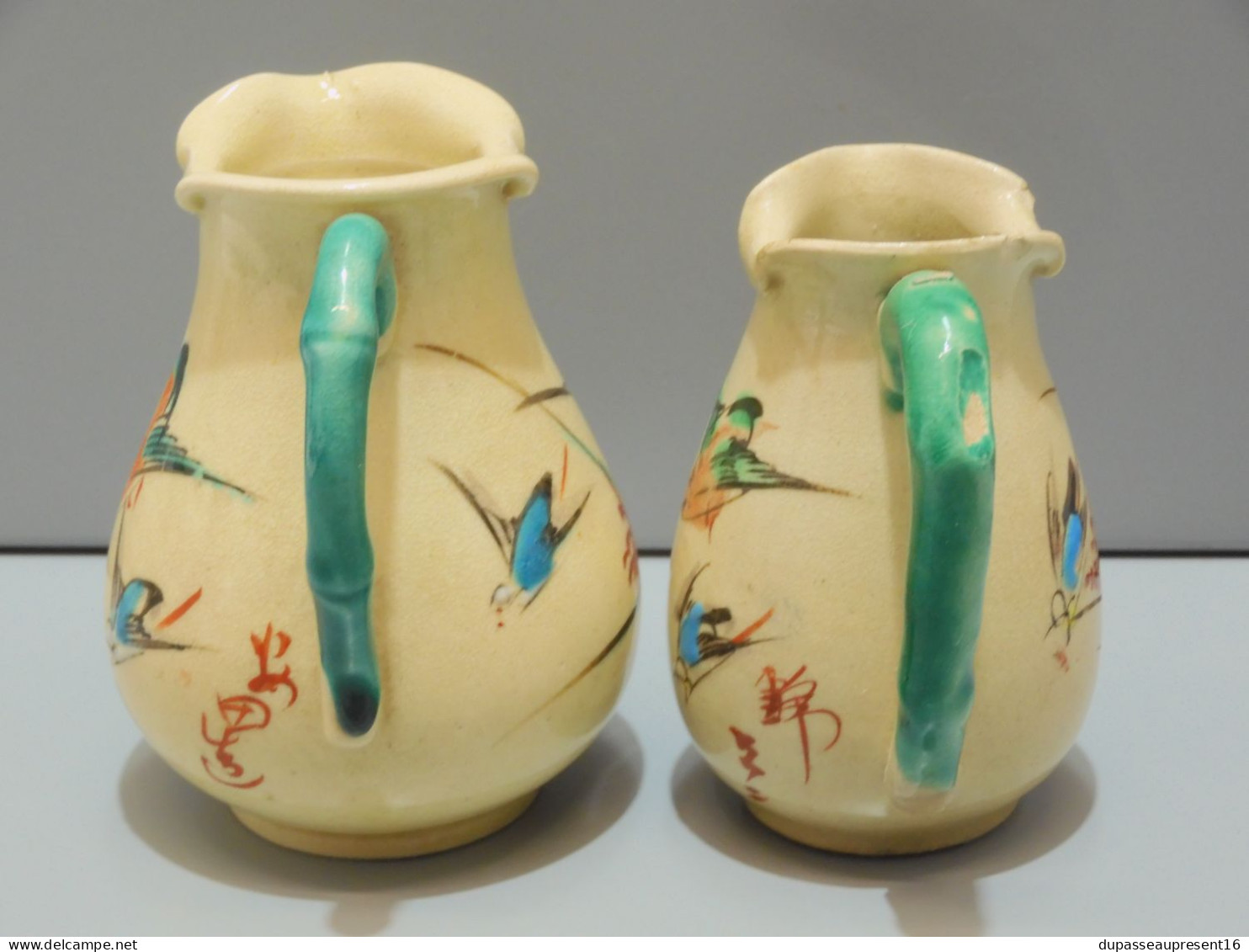 -2 ANCIENS POTS à LAIT Céramique SATSUMA JAPON Décor OISEAUX Rehauts EMAIL    E - Asiatische Kunst