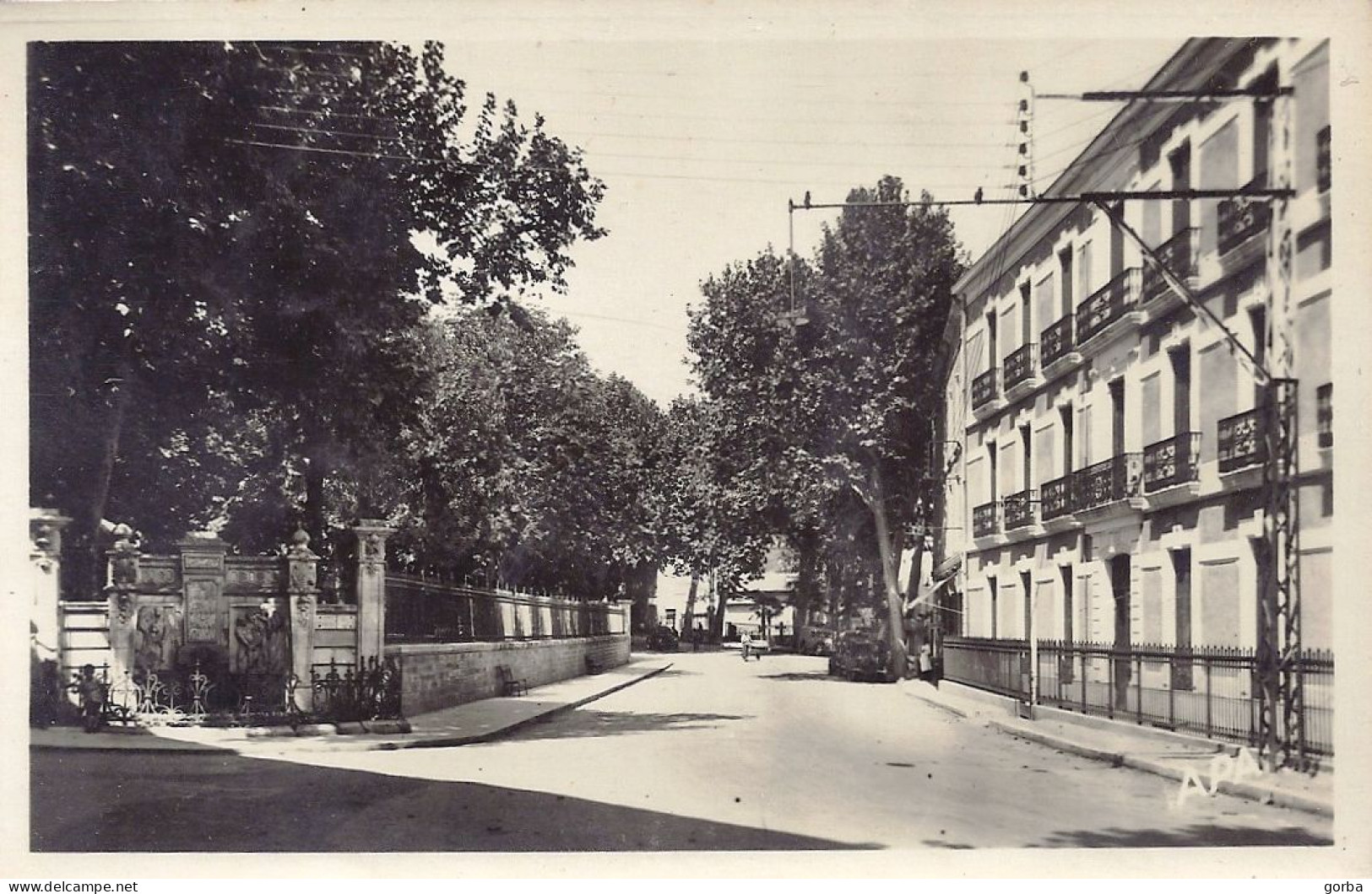 *CPA  - 34 - LAMALOU Les BAINS - Avenue Charcot - Lamalou Les Bains