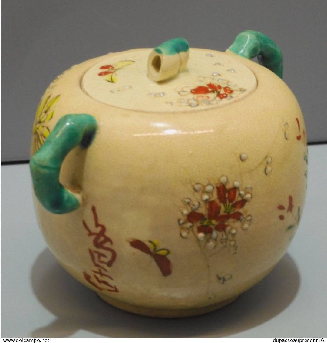 - ANCIEN POT SUCRIER Céramique SATSUMA JAPON Décor FLEURS Rehauts EMAIL    E - Aziatische Kunst