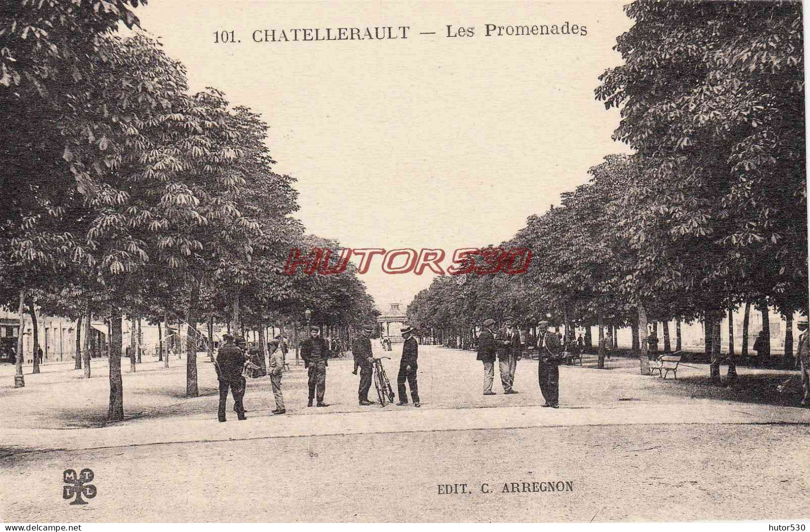CPA CHATELLERAULT - LES PROMENADES - Chatellerault