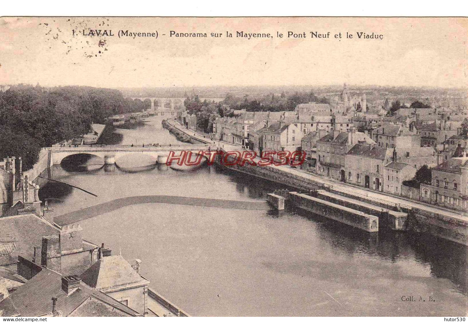 CPA LAVAL - PANORAMA SUR LA MAYENNE - Laval