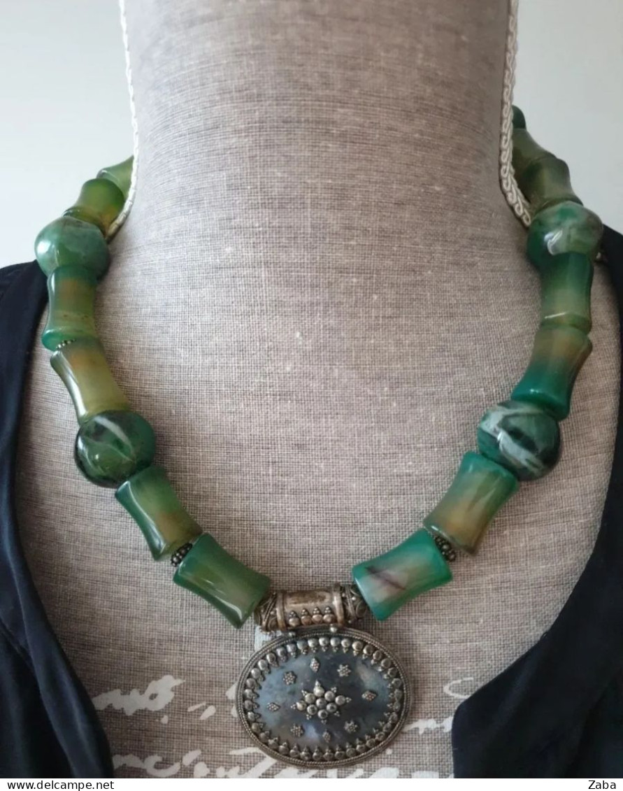Antique Silver Necklaces With Green Jade - Colliers/Chaînes