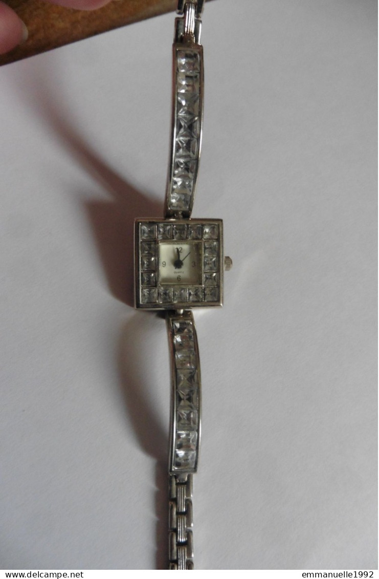 Montre Femme à Quartz Bracelet Et Cadran Serti Cristaux Strass Blanc Transparent - Relojes Modernos