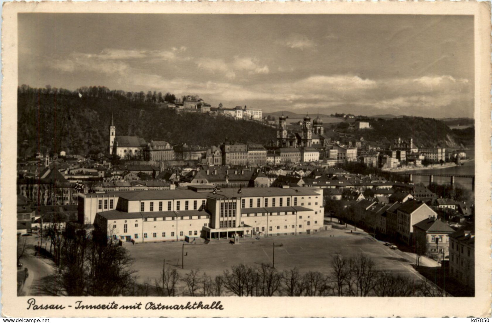 Passau, Innseite Mit Ostmarkthalle - Passau