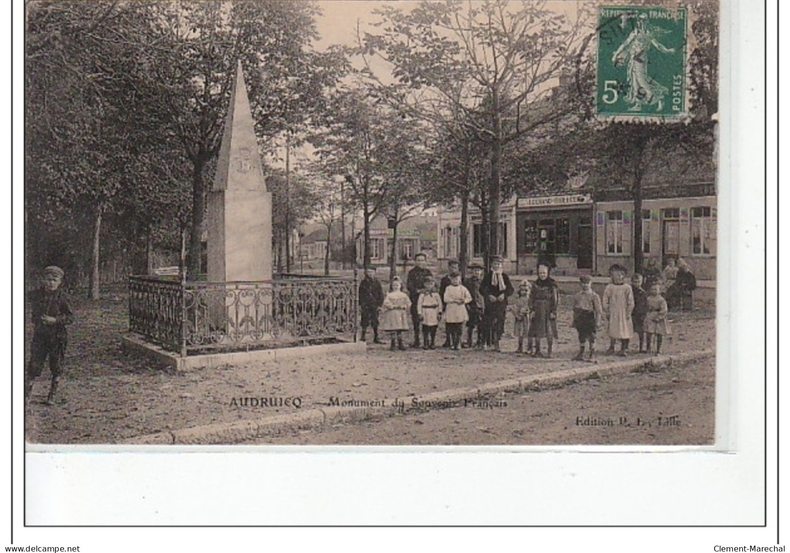 AUDRUICQ - Monument Du Souvenir Français - Très Bon état - Audruicq