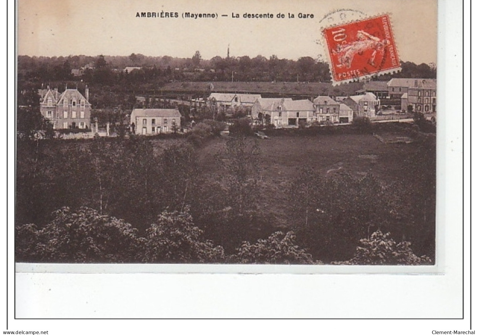 AMBRIERES - La Descente De La Gare - Très Bon état - Ambrieres Les Vallees