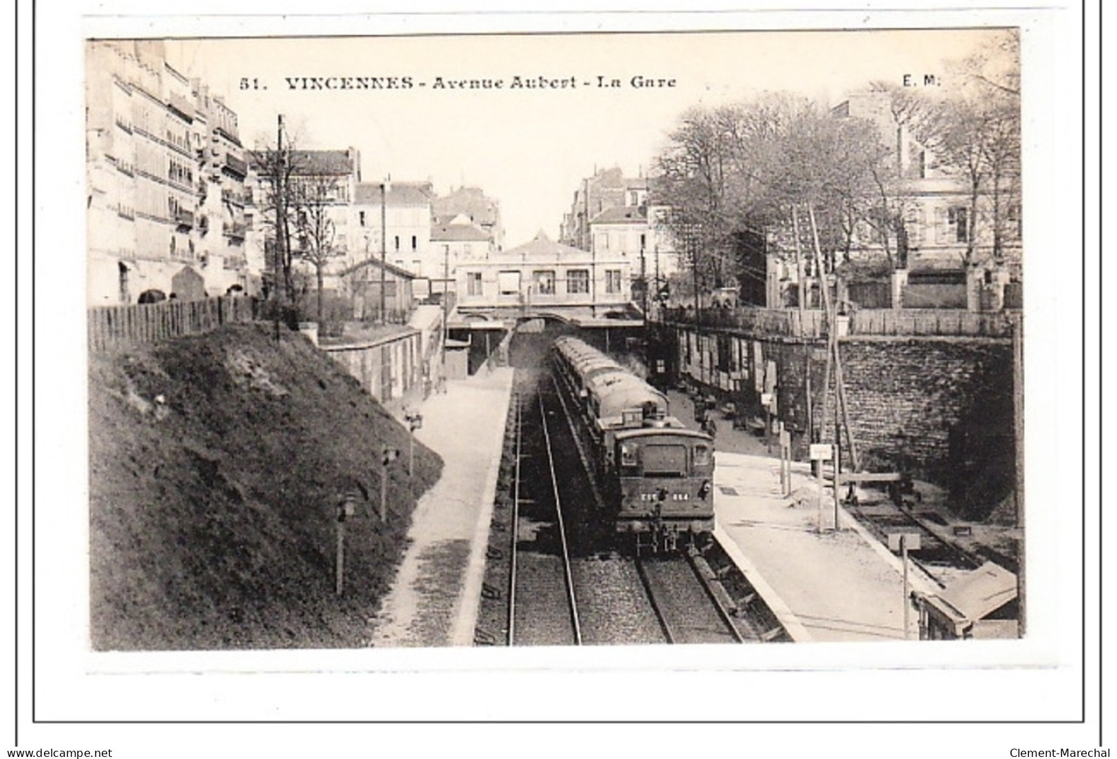 VINCENNES : Avenue Aubert, La Gare - Tres Bon Etat - Vincennes