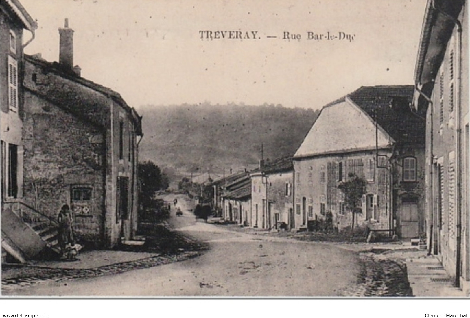 TREVERAY : La Rue Bar Le Duc Vers 1920 - Très Bon état - Autres & Non Classés