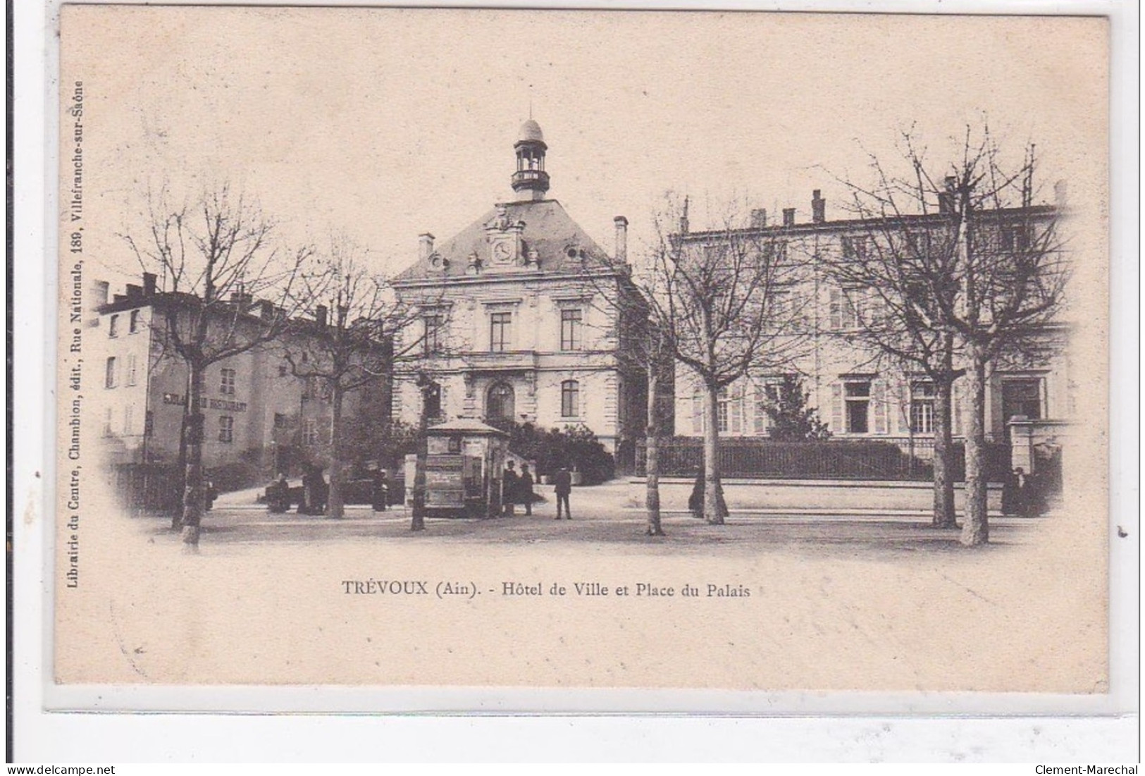 TREVOUX : Hotel De Ville Et Place Du Palais - Tres Bon Etat - Trévoux