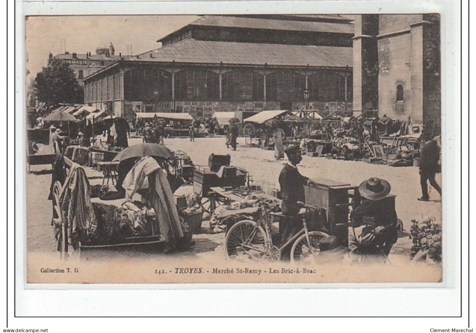 TROYES - Marché Saint Rémy - Les Bric-à-Brac - Très Bon état - Troyes