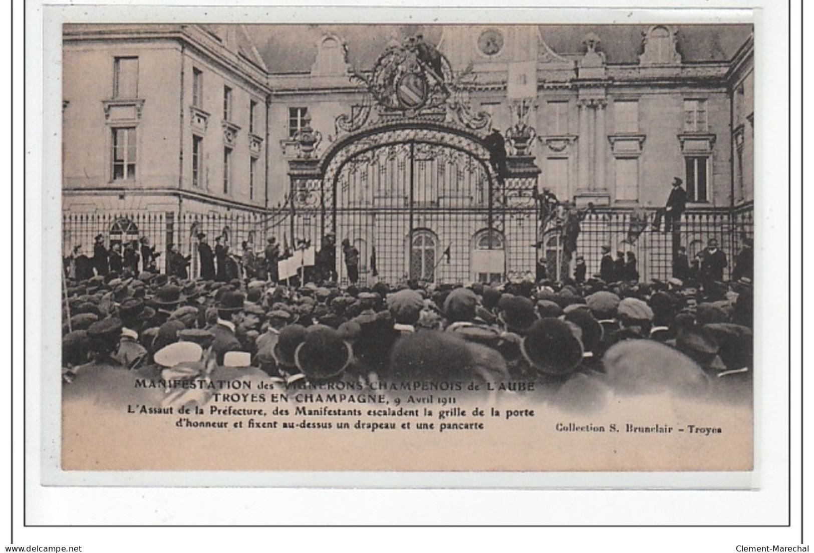 TROYES - Manifestation Des Vignerons Champenois De L'Aube 1911: L'Assaut De La Préfecture - Très Bon état - Troyes