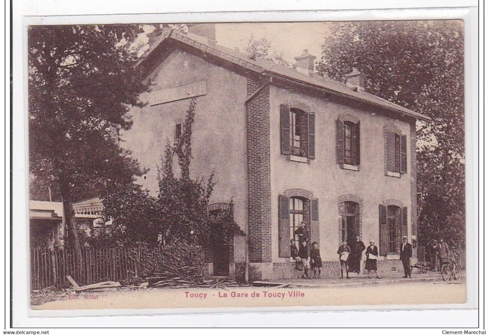 TOUCY : La Gare De Toucy-ville - Tres Bon Etat - Toucy