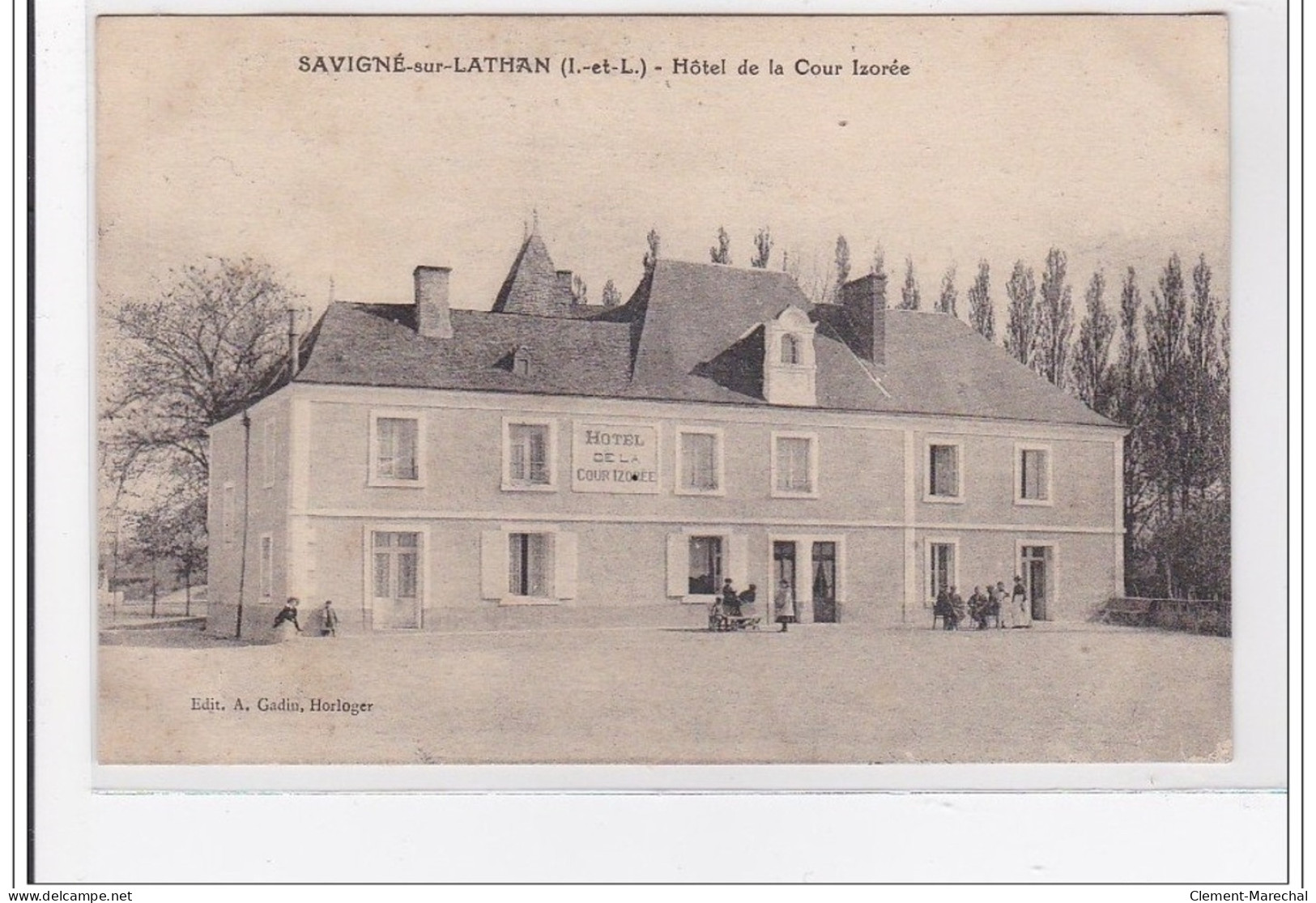 SAVIGNE-sur-LATHAN : Hotel De La Cour Izorée - Tres Bon Etat - Otros & Sin Clasificación