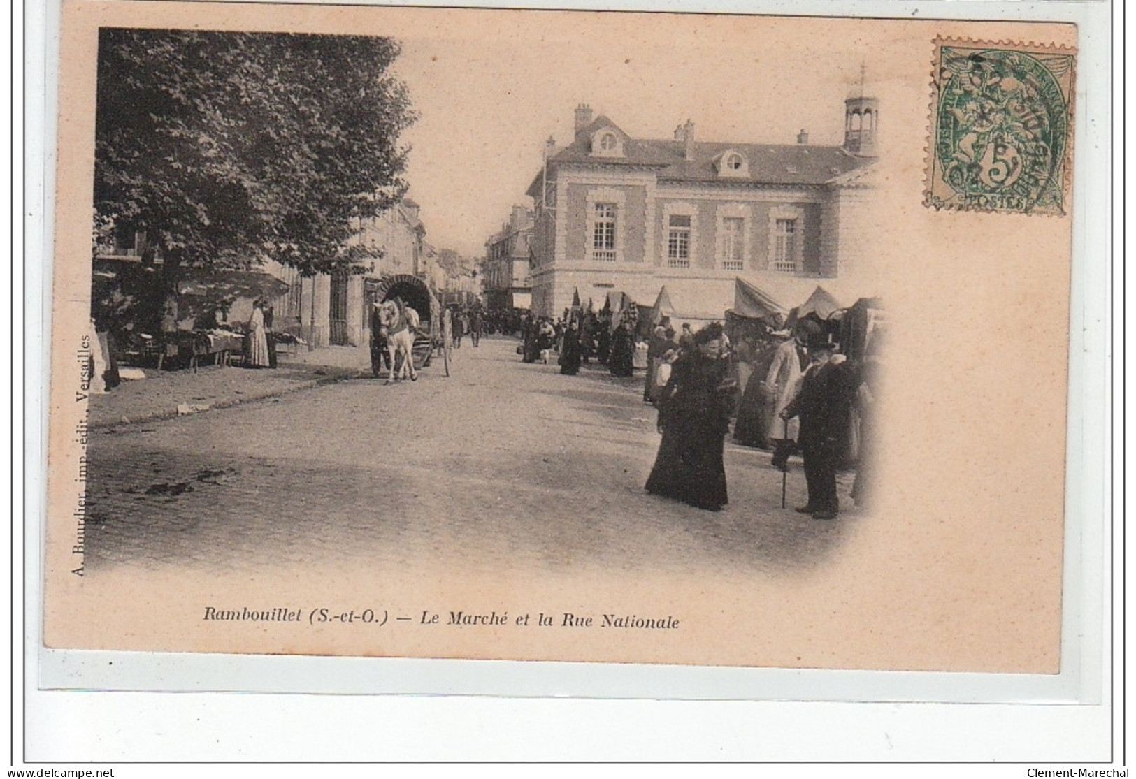RAMBOUILLET - Le Marché Et La Rue Nationale - Très Bon état - Rambouillet