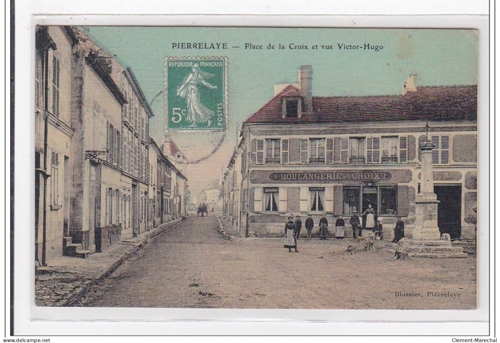 PIERRELAYE : Place De La Croix Et Vue Victor-hugo (toillée) - Tres Bon Etat - Pierrelaye