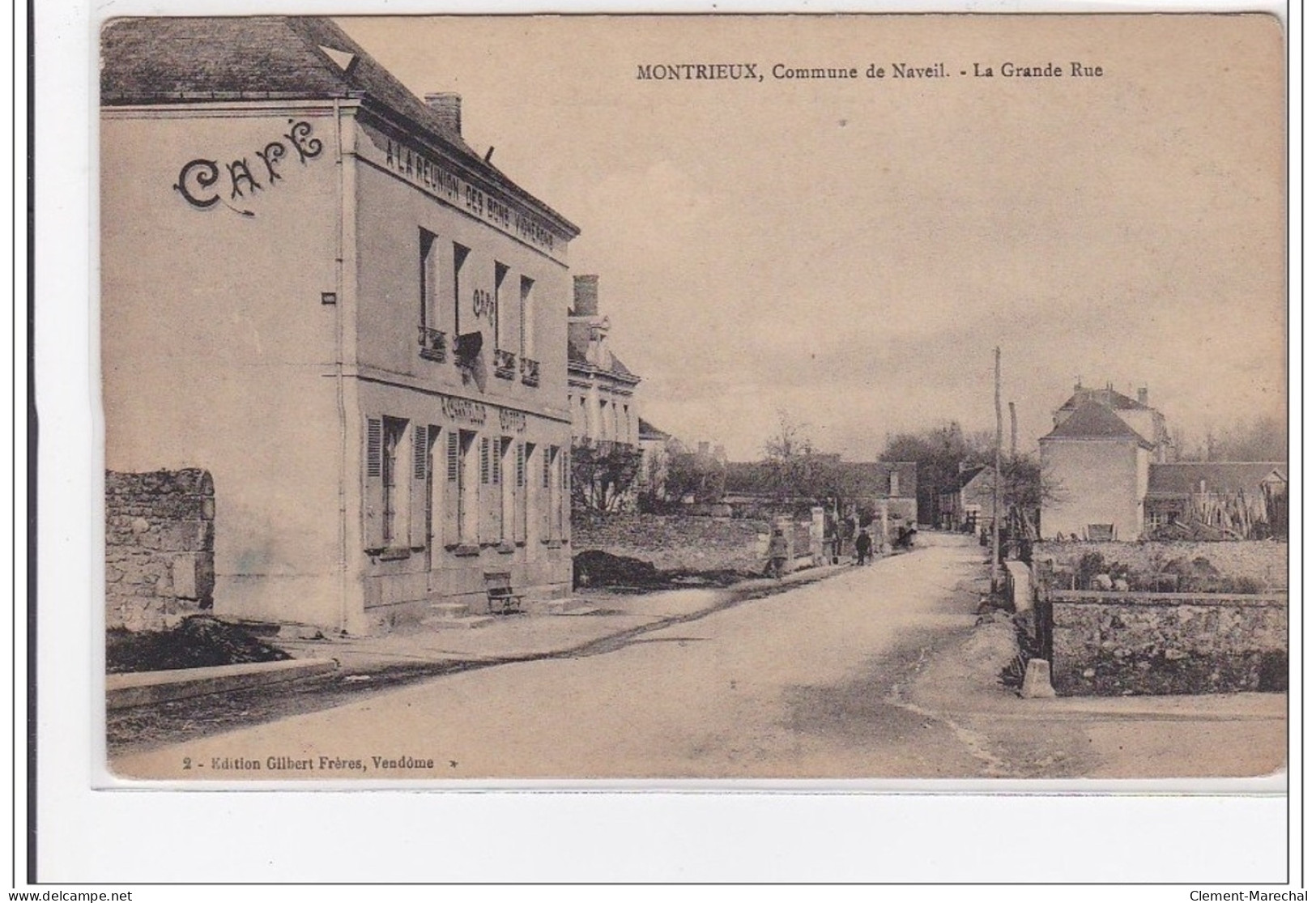 MONTRIEUX : Commune De Naveil, La Grande Rue - Tres Bon Etat - Autres & Non Classés