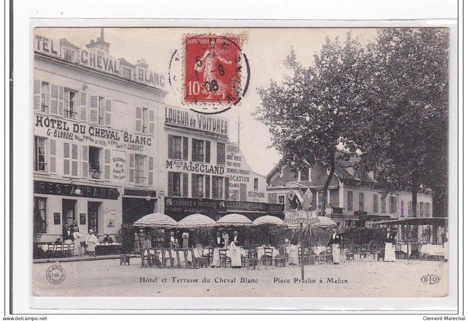 MELUN : Hotel Et Terrasse Du Cheval Blanc - Etat - Melun