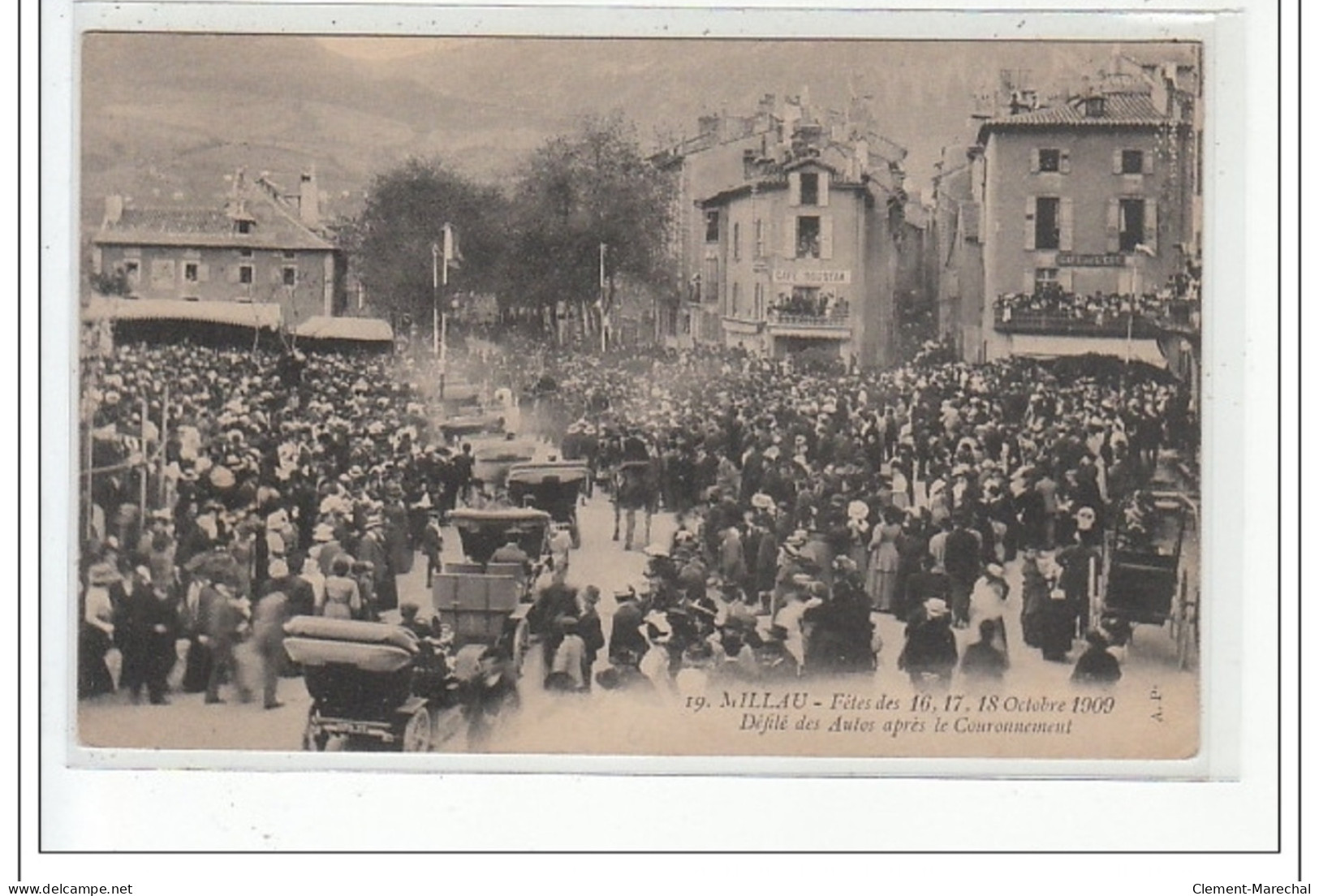 MILLAU - Fêtes Des 16, 17, 18 Octobre 1909 - Défilé Des Autos Après Le Couronnement - Très Bon état - Millau